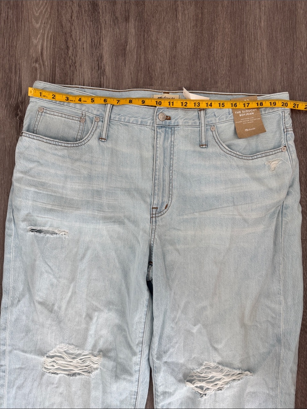 NWT Madewell Slouchy Distressed Boyjean in Light Wash - Picture 4 of 9